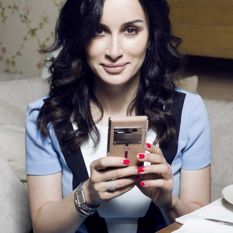 Соблазнительные серьги Тины Канделаки