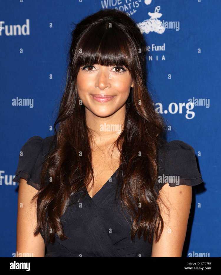 Ханна с челкой