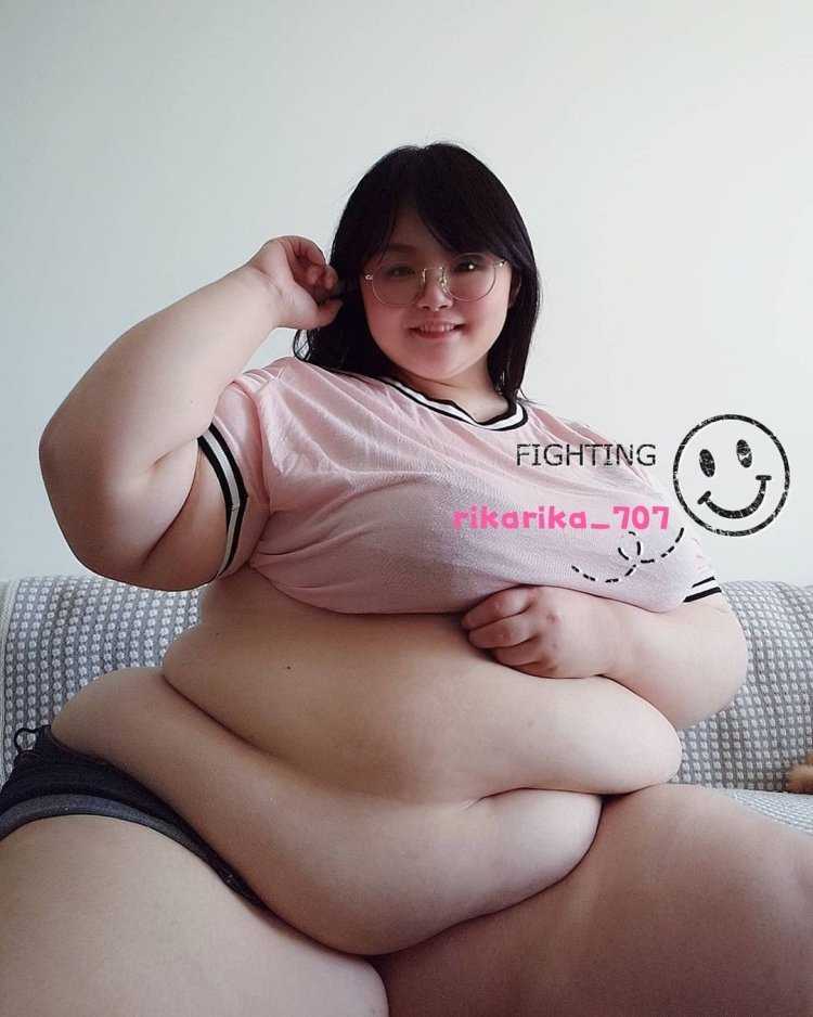 Соблазнительные губы Кайли Дженнер