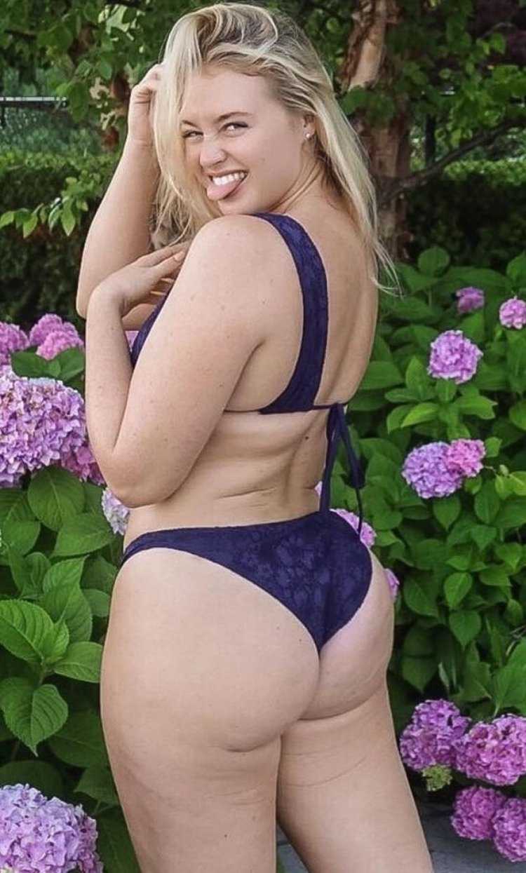 Venezia Cruz — модель Plus Size.