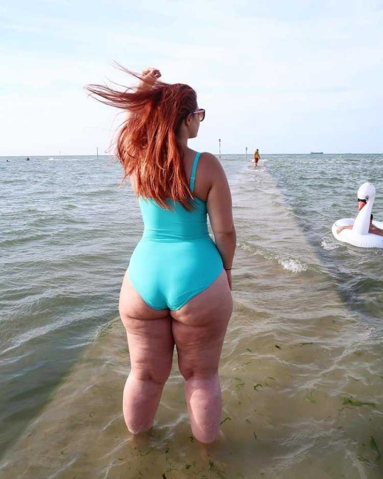 Стефани Виада Plus Size бикини