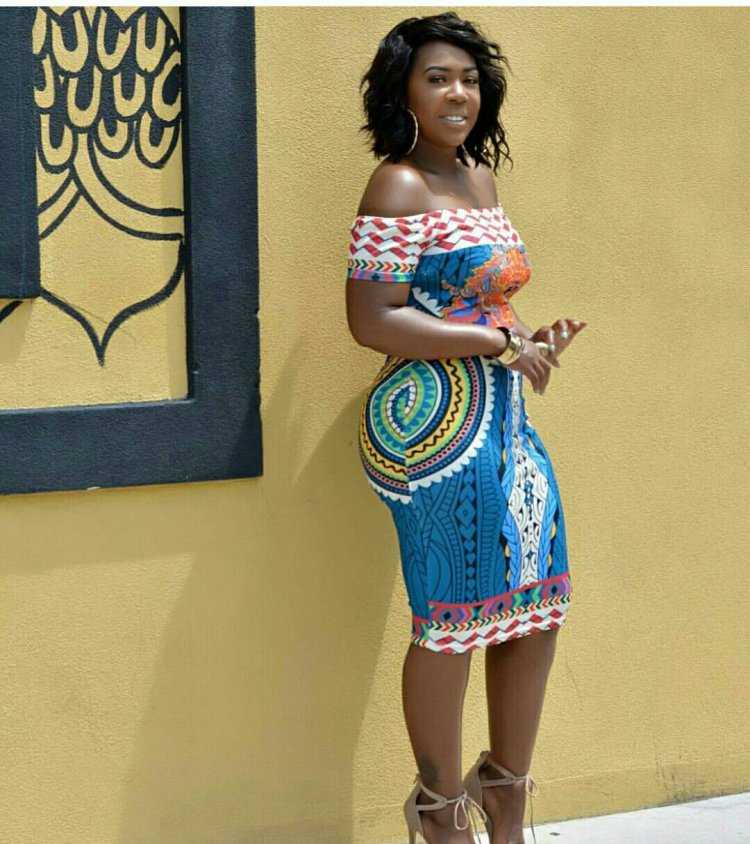 Взрослые африканские дамы