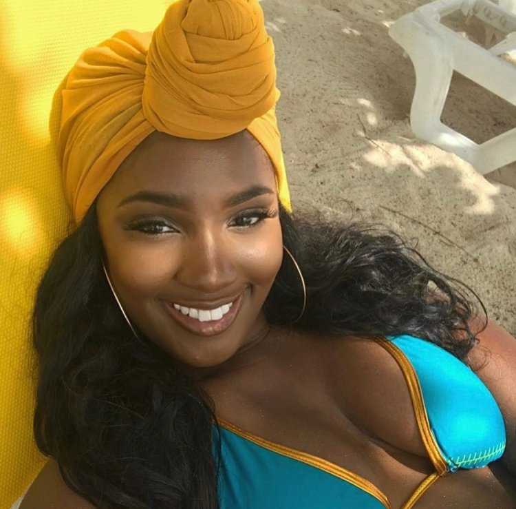 Пышные африканские девушки36