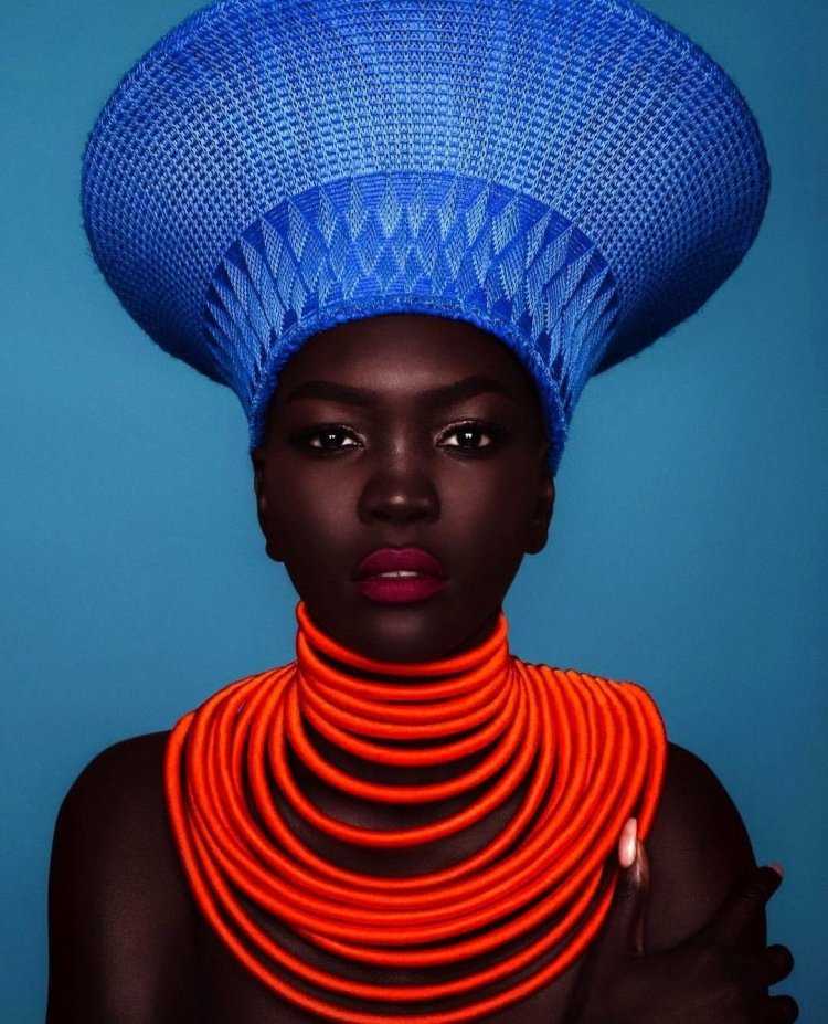 Фигура африканской женщины