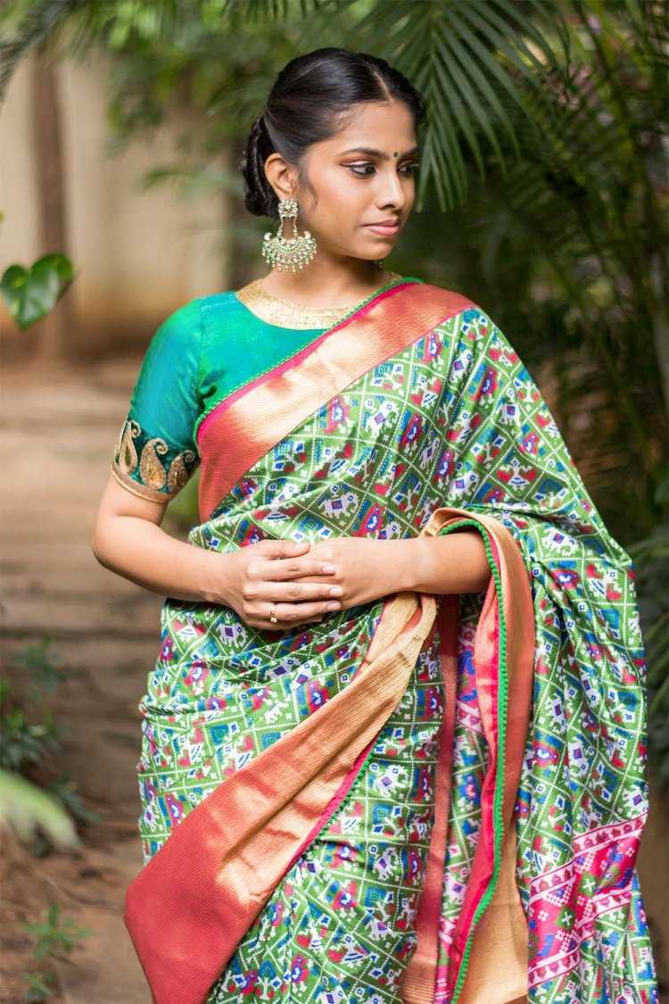 Pooja Индия модель