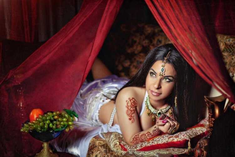 Каролин Ферейра модель Сизе плюс