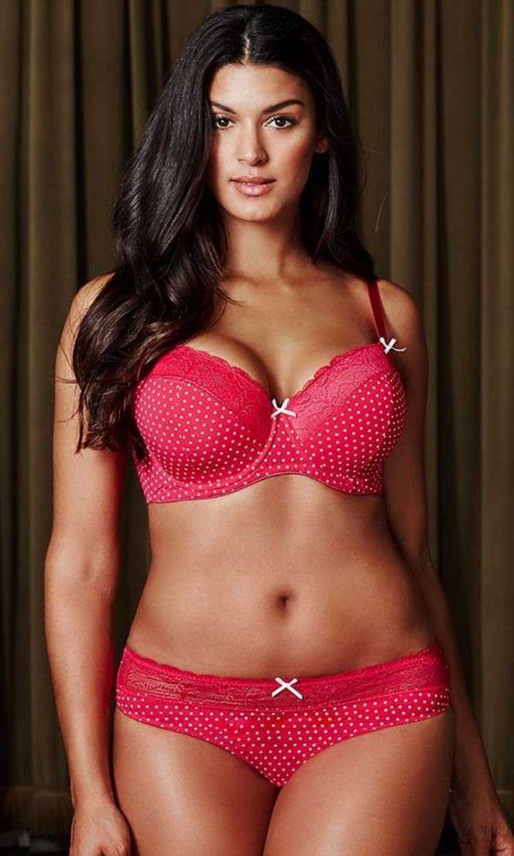 Приянка Банерджи