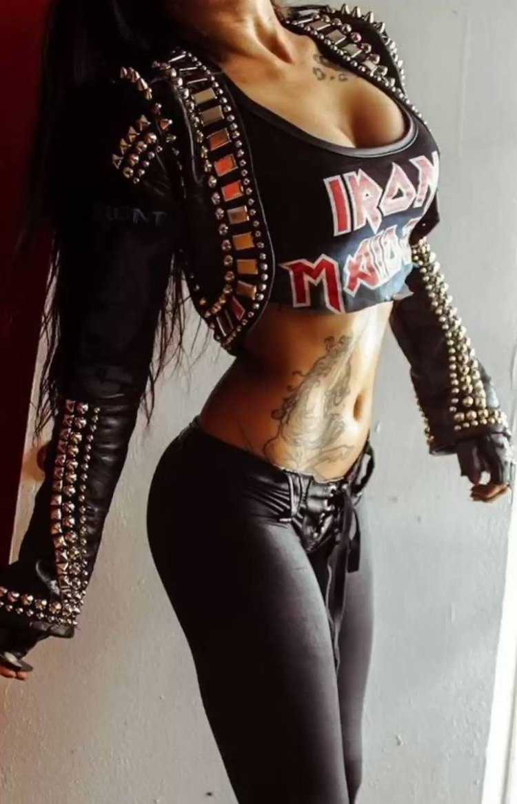 Девушки в стиле хеви метал