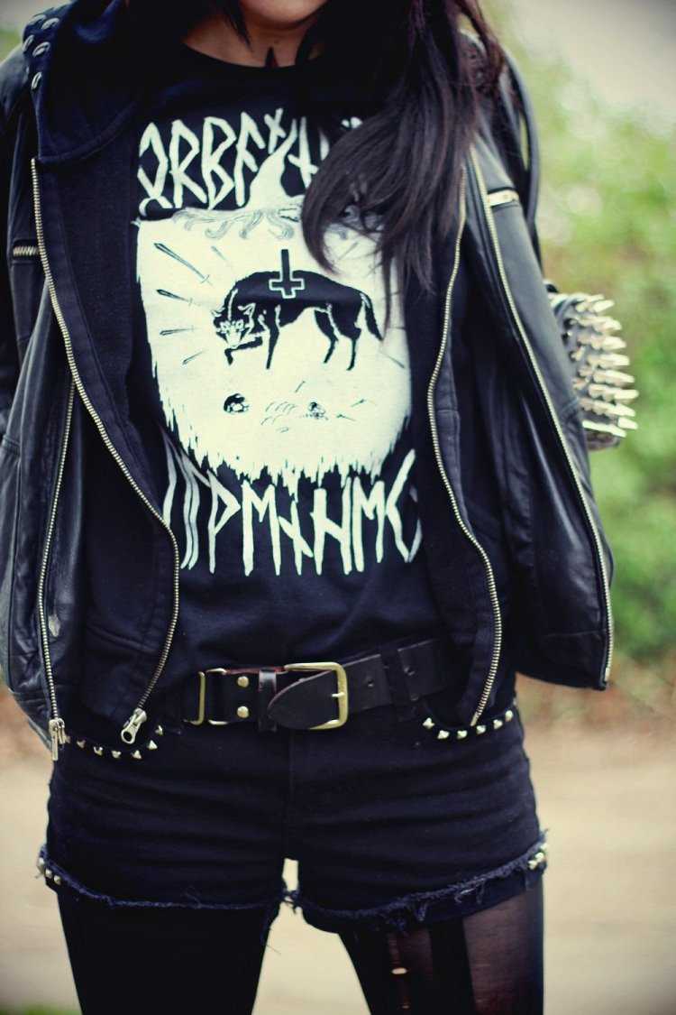 Крутая черная одежда