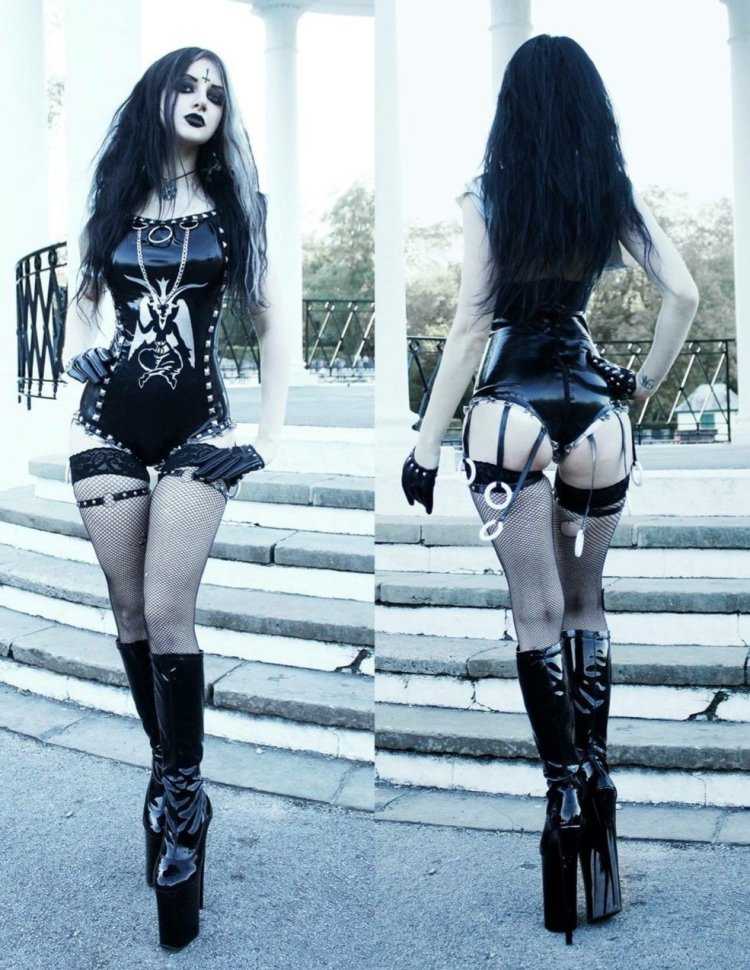 Худая девушка гот