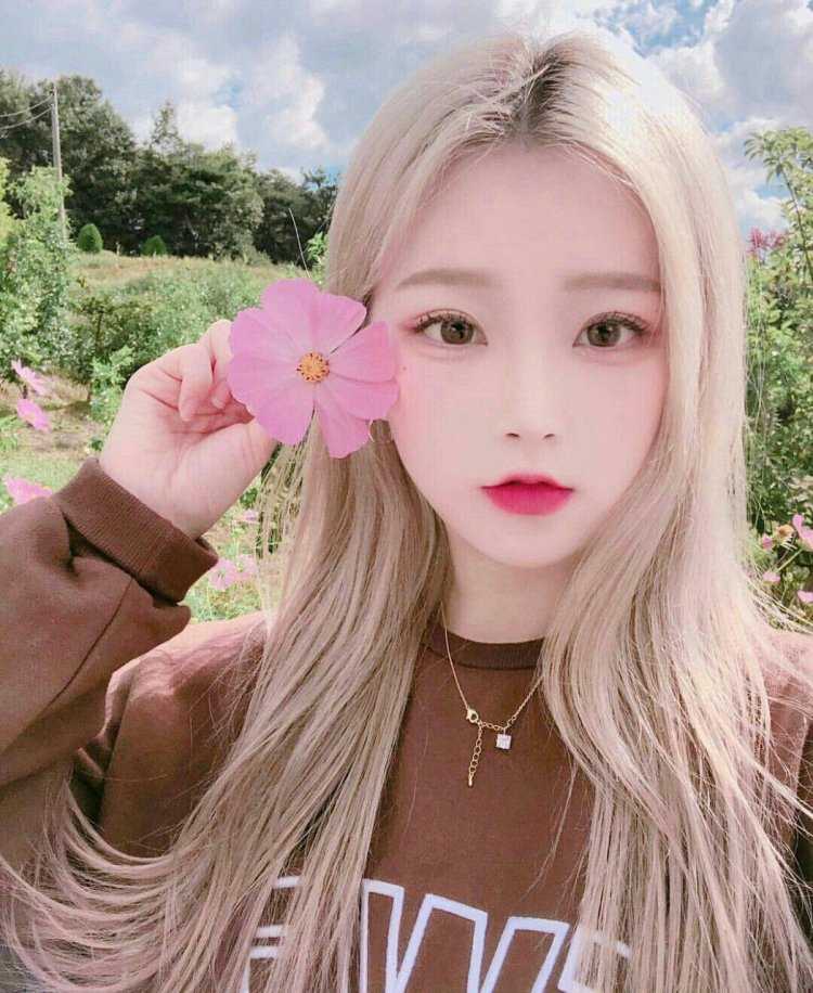 Модель из Кореи Ольджан