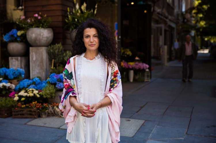 Эмма Донна румынка