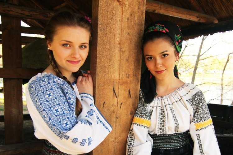 Румынские девушки Трансильвании