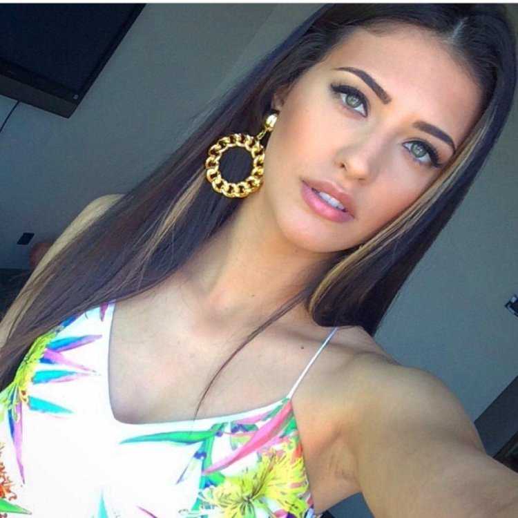 Красивые девушки Румынии