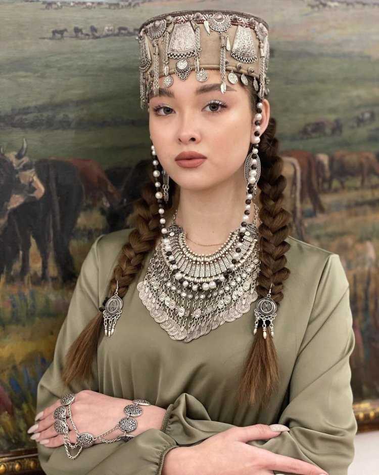 Айжана Асемова