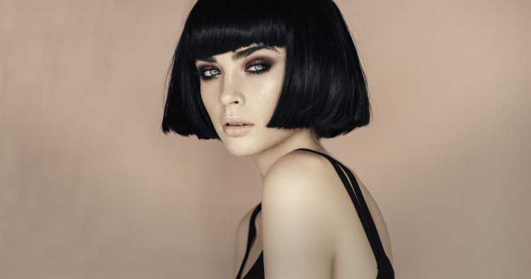 Русская певица с каре брюнетка7