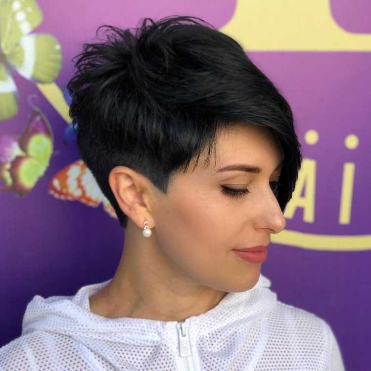 Русские брюнетки с короткой стрижкой65