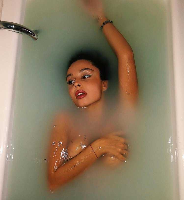 Елизавета Корнилова слив