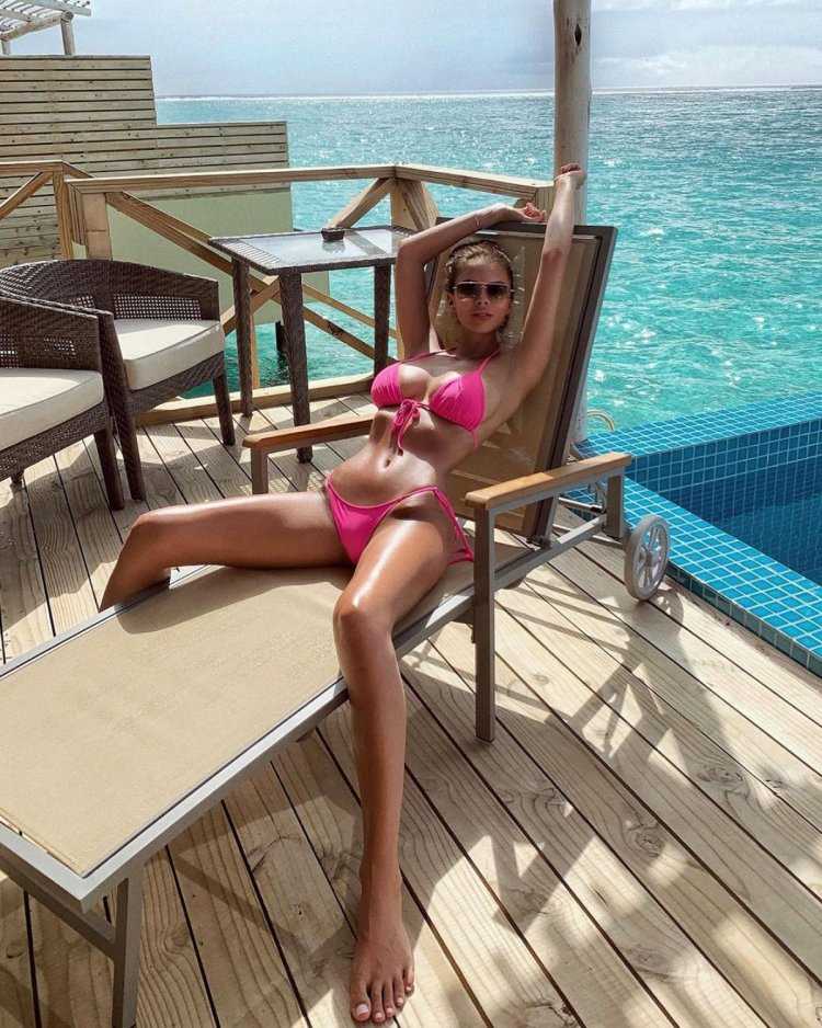 Вики Одинцова