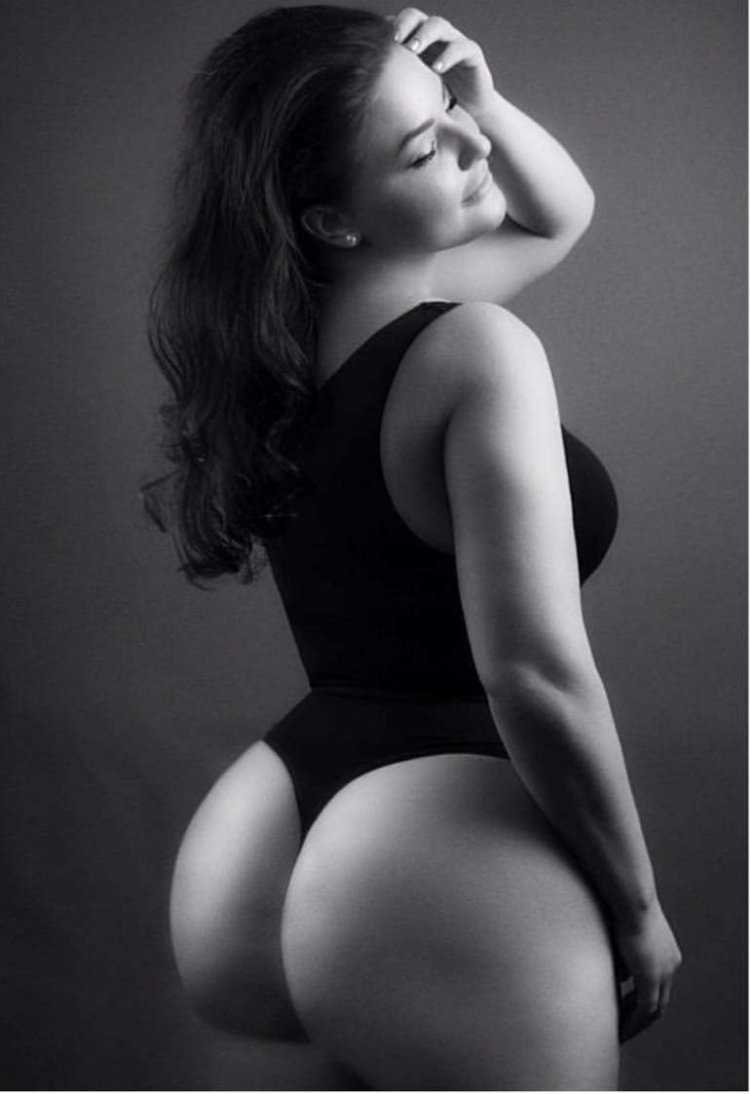 Деми Роуз booty