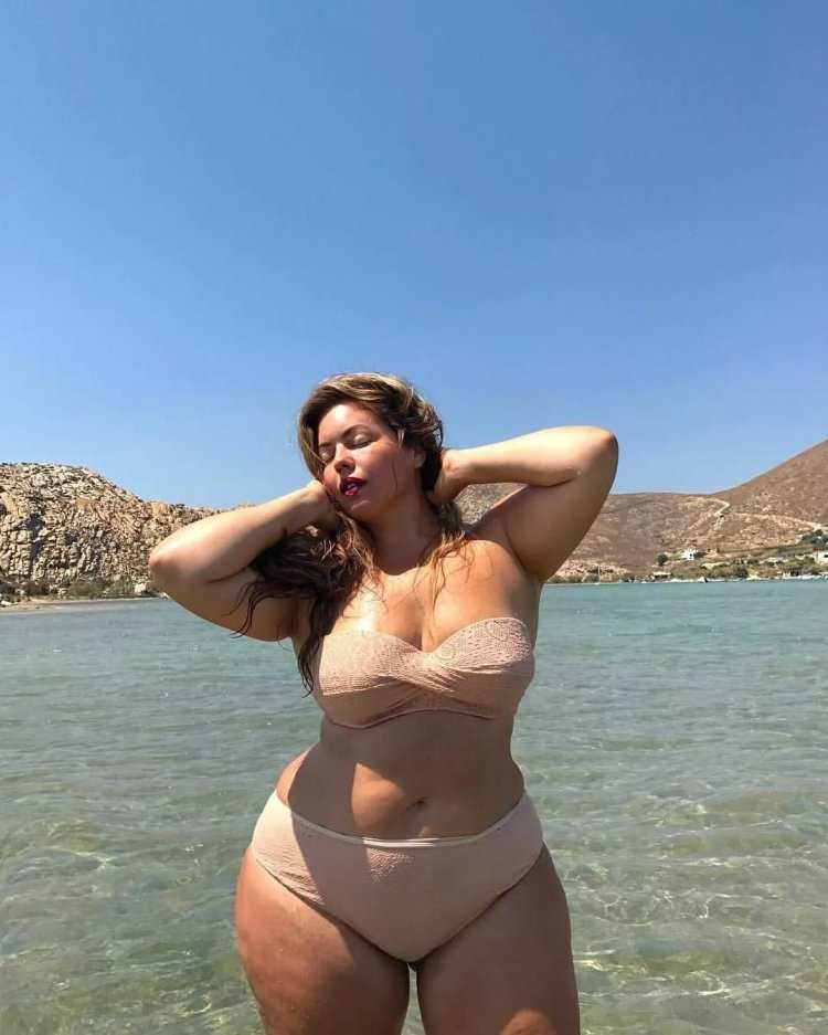 Пышные дамы купальник частное