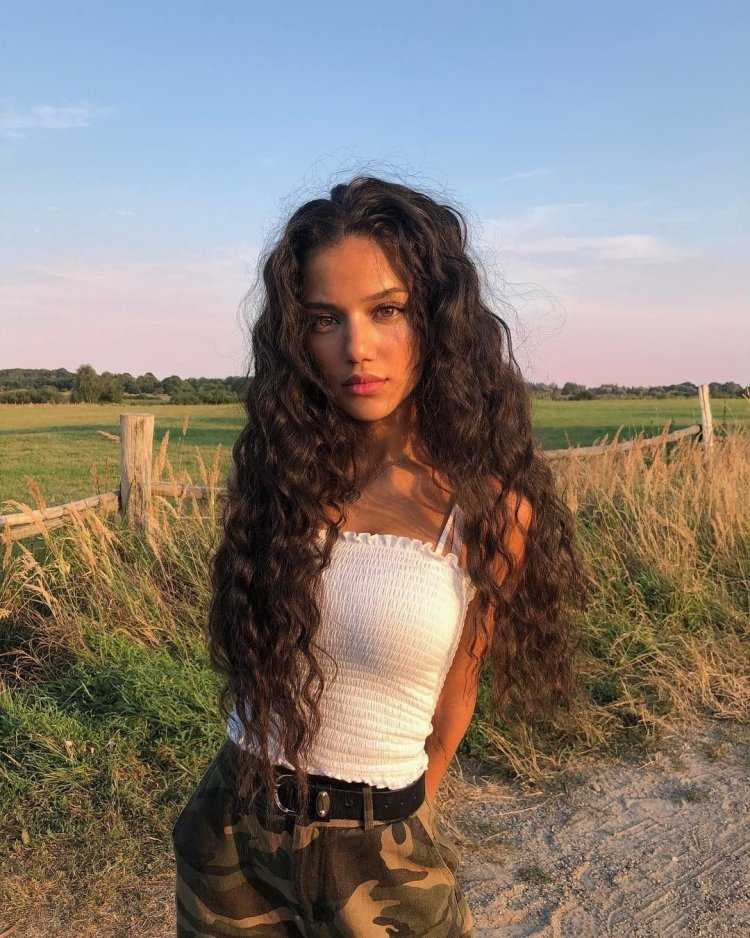 Рыжая армянка44