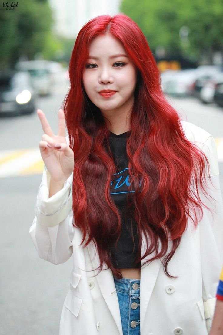 Chaeryeong Red hair