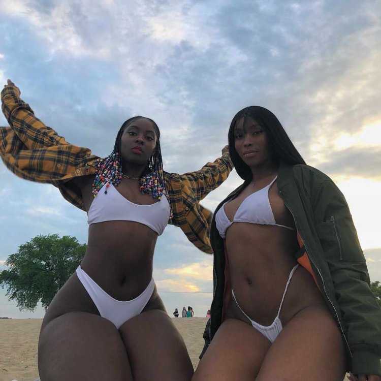 Эбони Браун попа