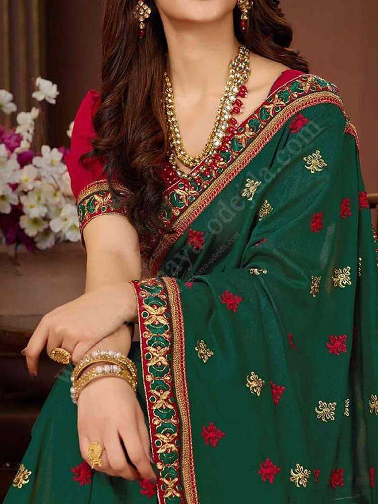 Хансика Мотвани в Сари