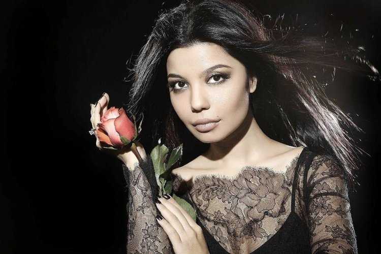 Shahzoda Biografiyasi