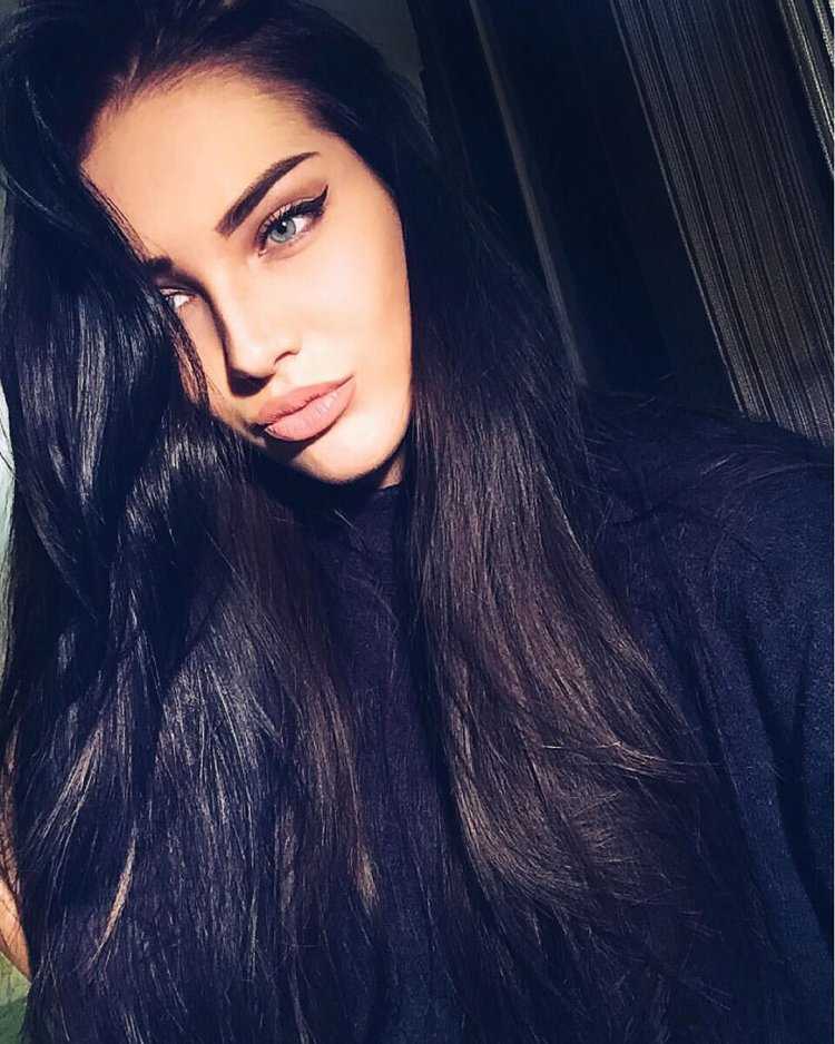 Даша Деревянкина селфи