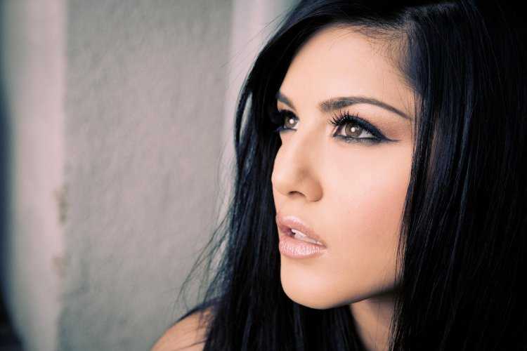 Санни Леоне хот