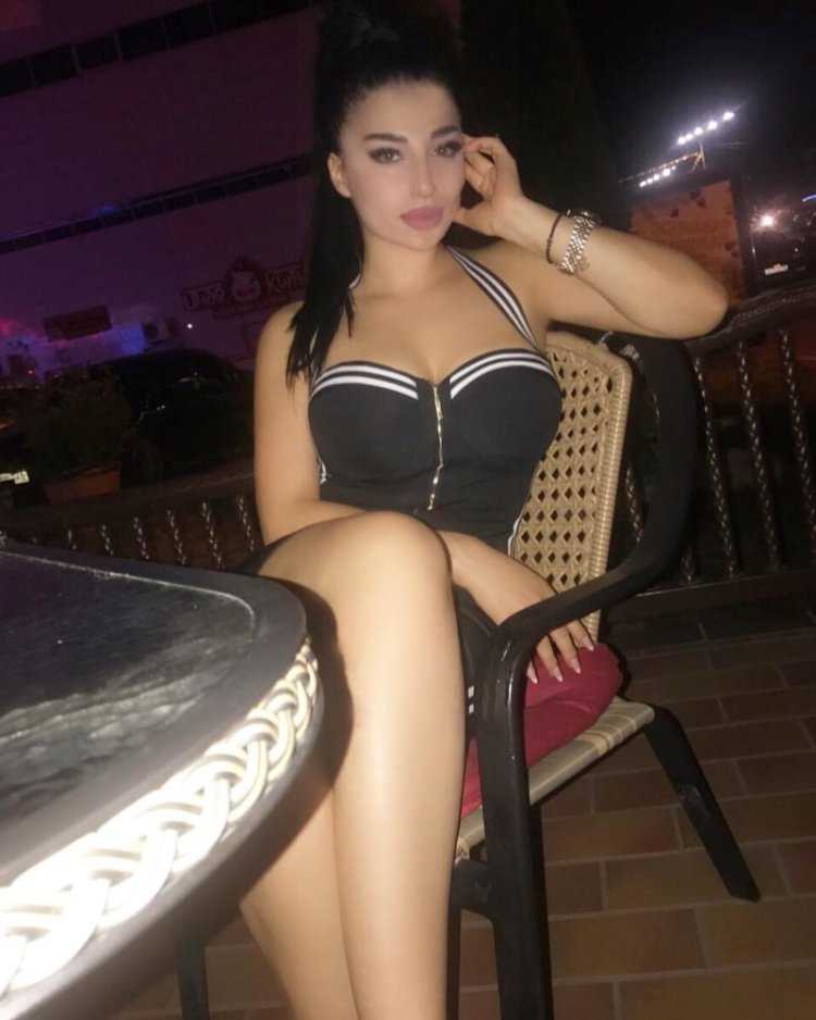 Becca Spadaro в бикини