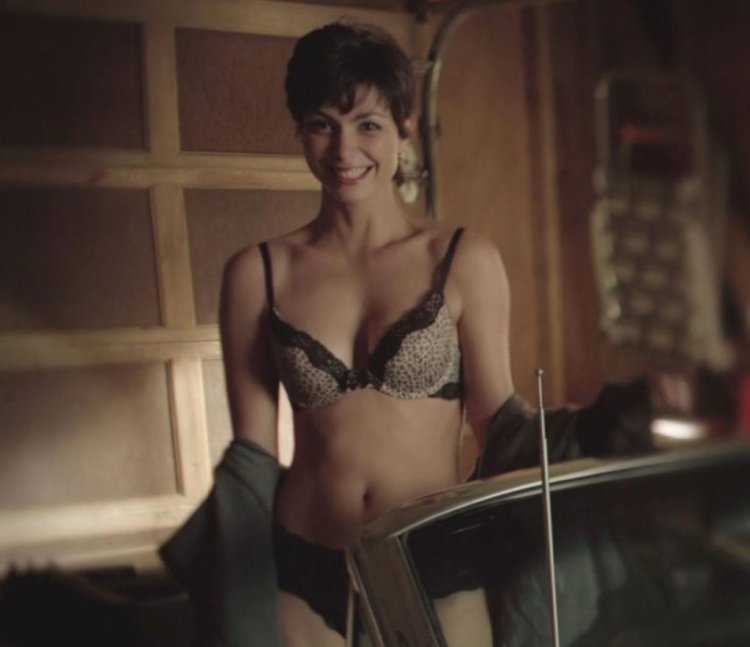 Морена Баккарин в Нижнем белье