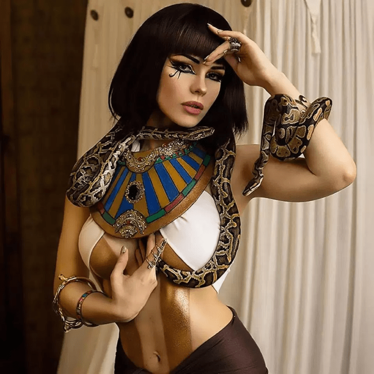Ирина Мейер косплей Клеопатра