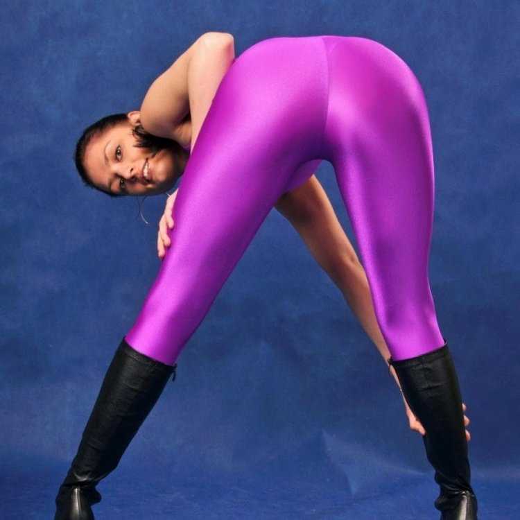 Женщины в спандексе