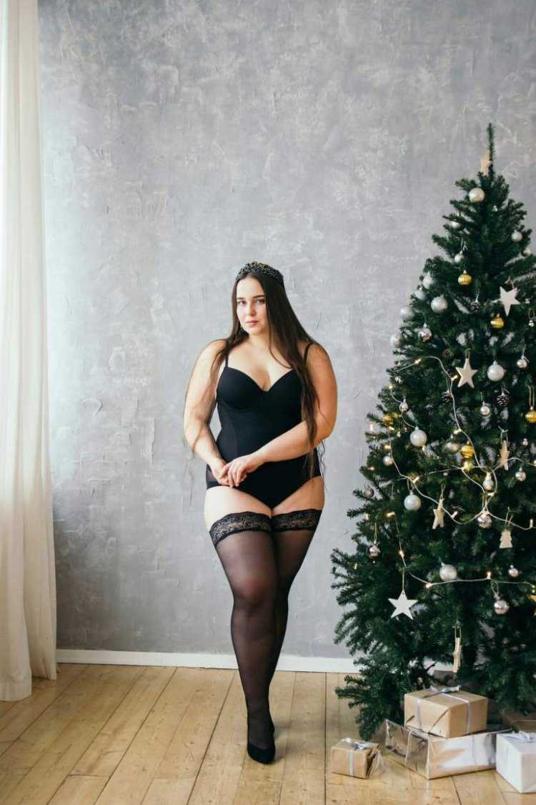 Полные девушки в чулках частное