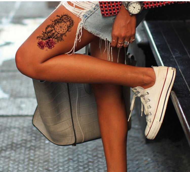 Красивые загорелые ножки