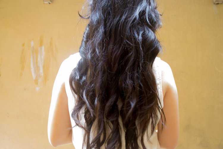 Пляжные Локоны на длинные темные волосы