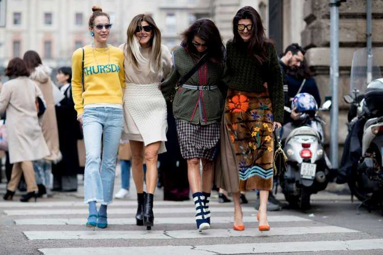 Мадалина Генеа feet