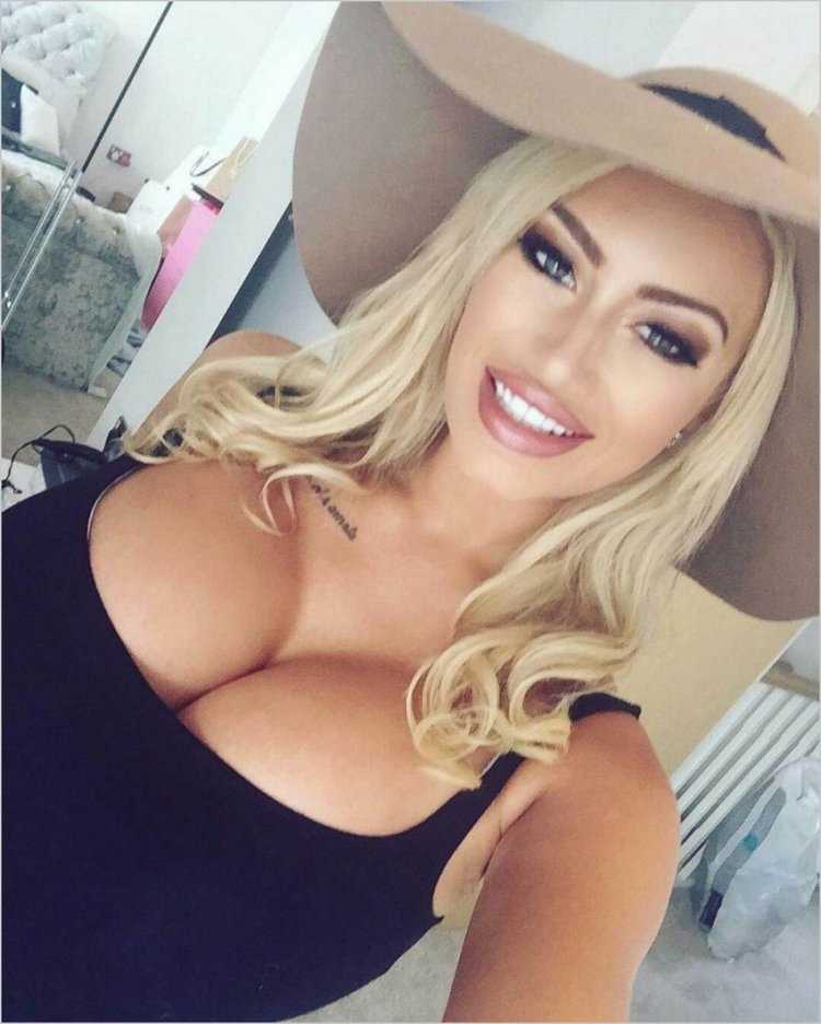 Джессика вивер грудь