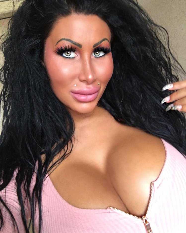 Пэрис Хермс, идеал форм