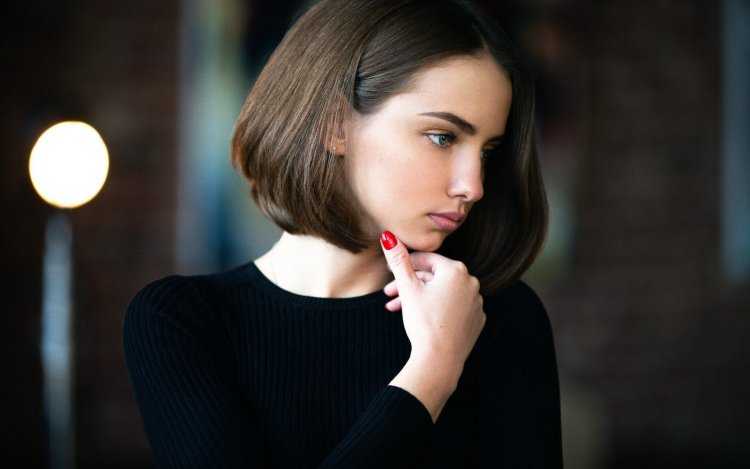 Красивые девушки с каре