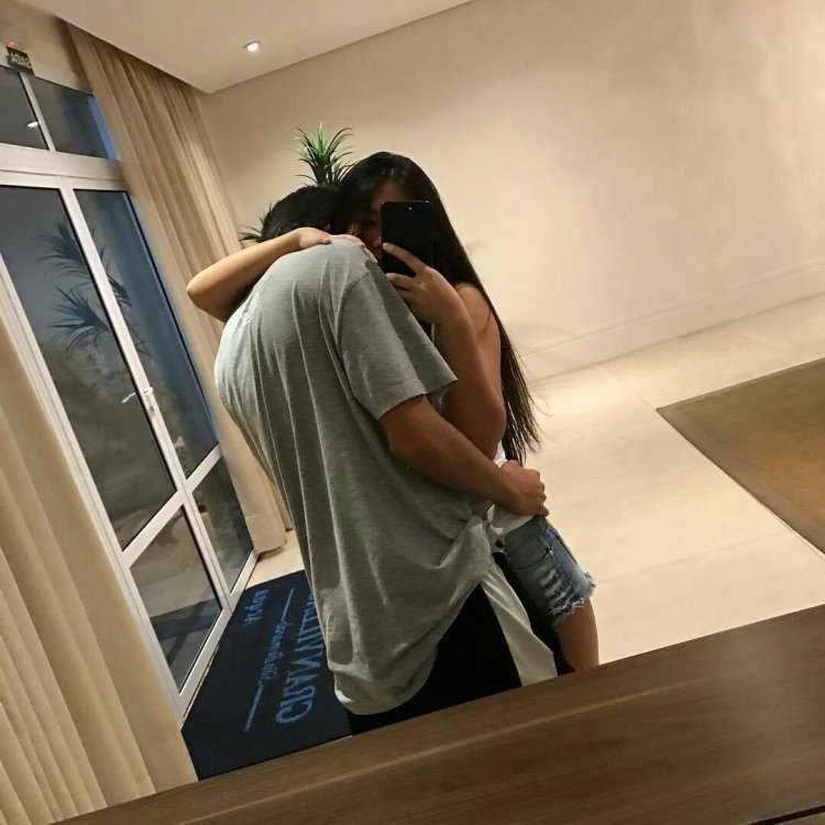 Милые пары со спины