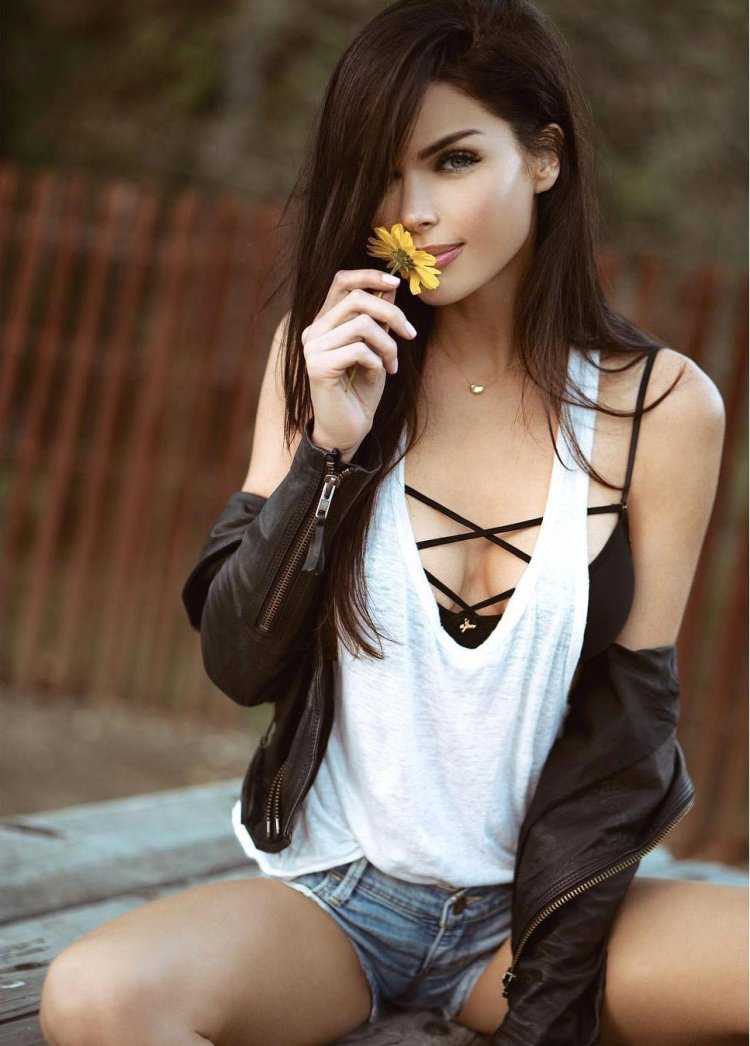 Супер брюнетки