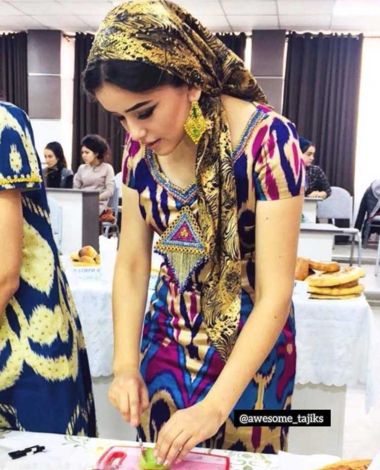 Таджички в обычной жизни платье