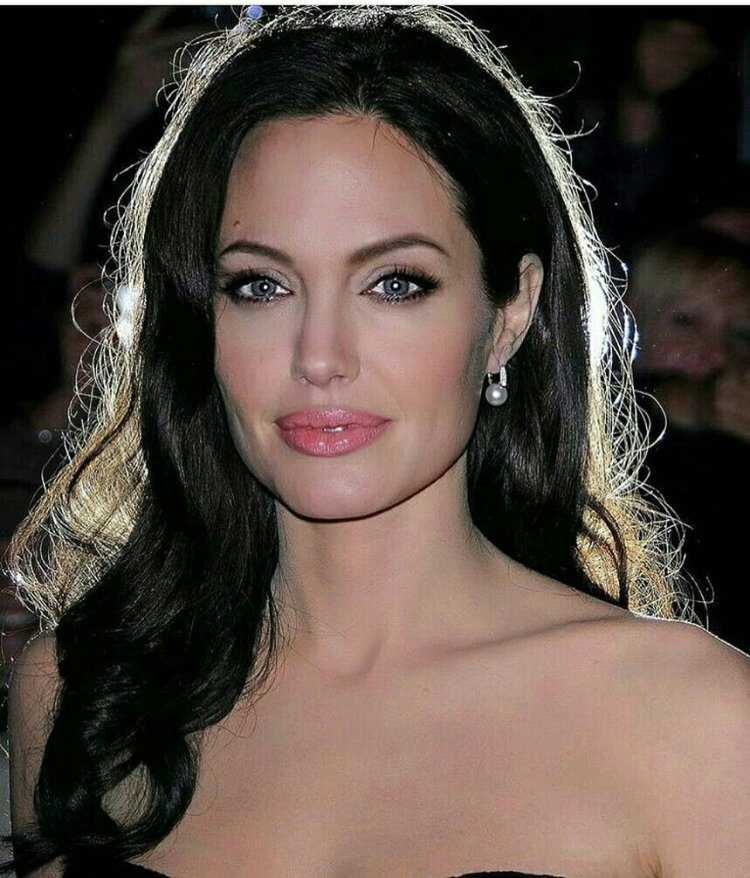 Современные актрисы брюнетки голливуда63