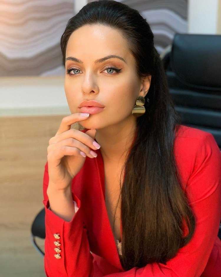 Модель Регина Кова