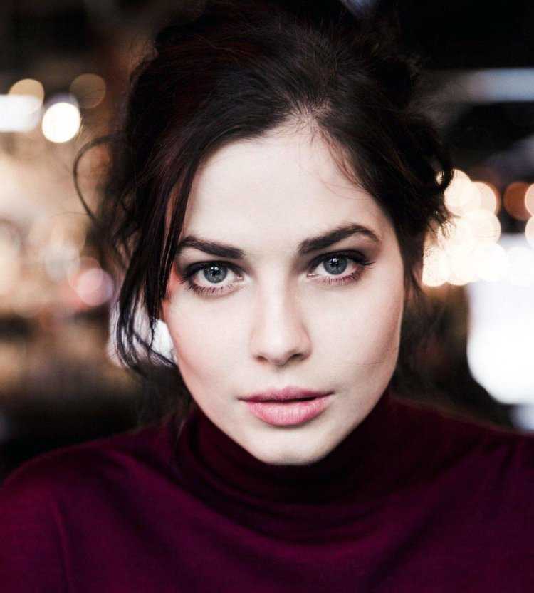 Современные красивые актрисы россии брюнетки38
