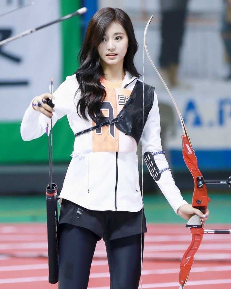 Tzuyu лучница